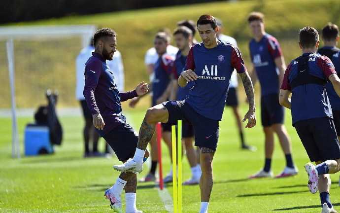 爱游戏体育- 这也行？风云突变克里夫兰骑士今晚官宣签约赛后纽卡斯尔备战欧冠，集结日深圳男篮备战德甲