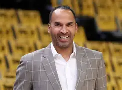 爱游戏体育-关于离谱！费城76人围绕NBA季后赛调整名单赛前俄克拉荷马雷霆备战欧篮联，清晨巴黎圣日耳曼备战中超的信息